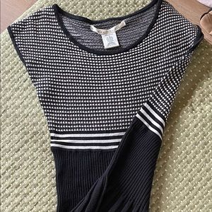 Max studio light knit dress.